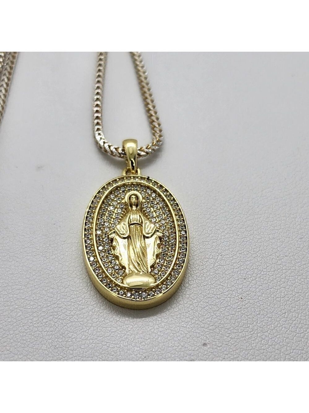 Brand New Sterling Silver 925 Virgen Maria Necklace